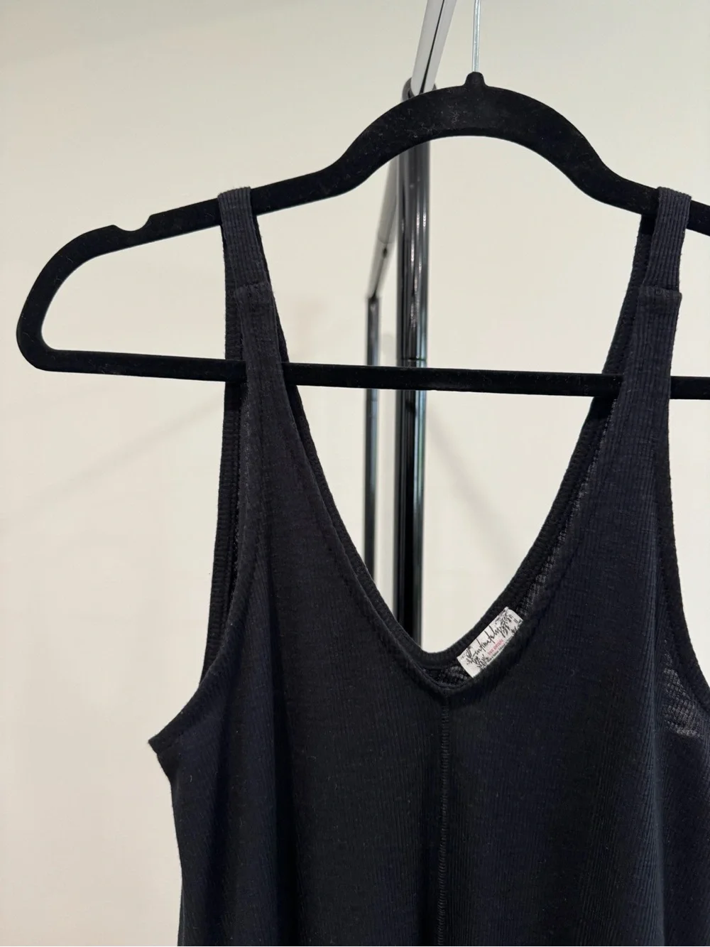 NWOT/Like New Free People Dani Ribbed V-Neck Swing Tank Top Black